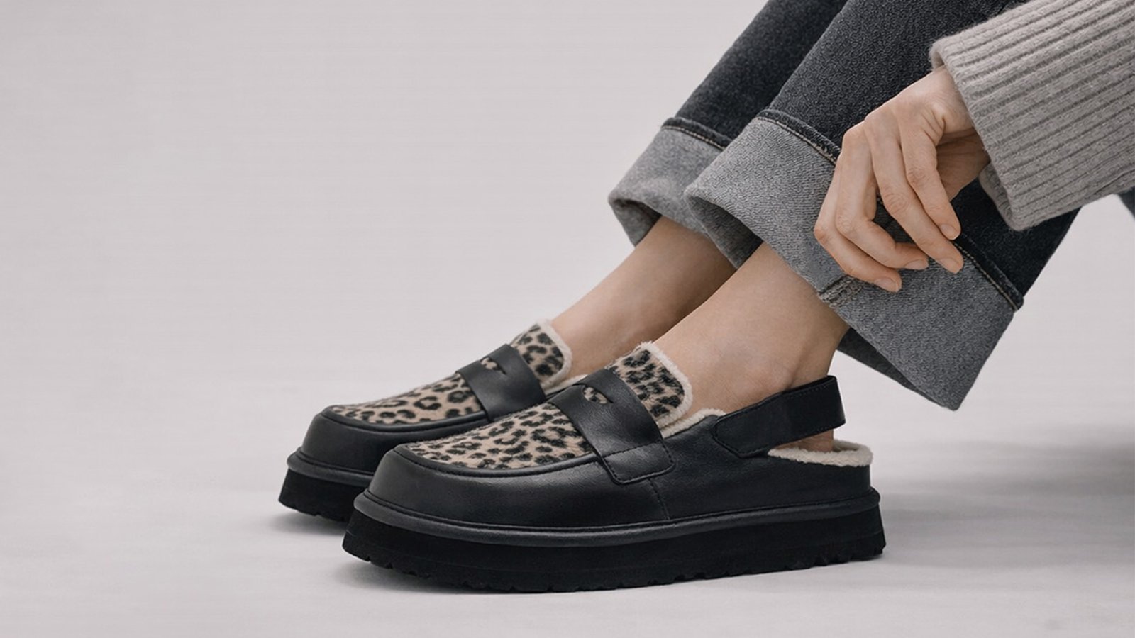 Mules Dango em leopardo