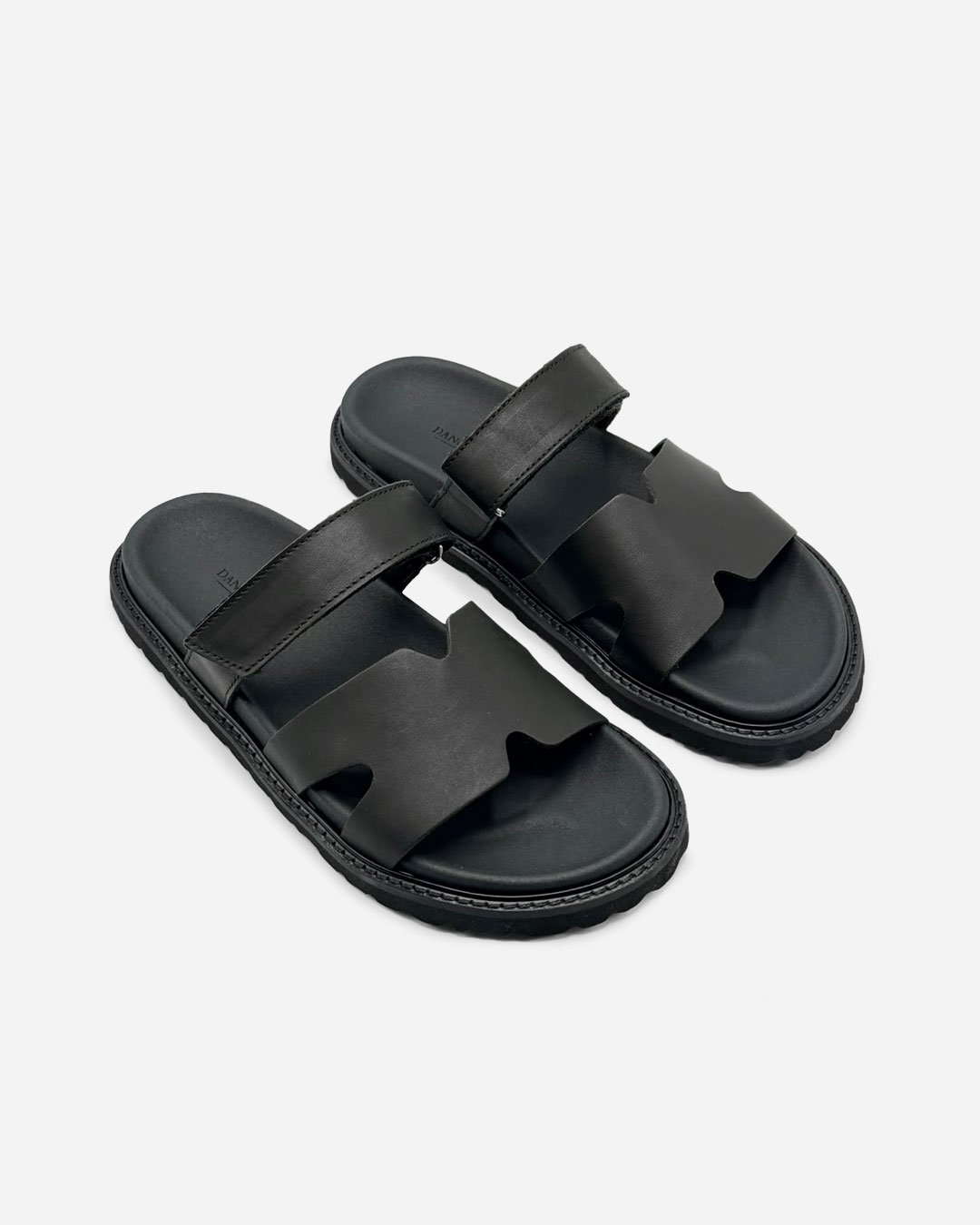 Chinelo Mia Pele Preta