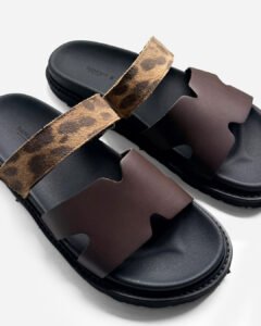 Chinelo Mia Castanho Leopardo